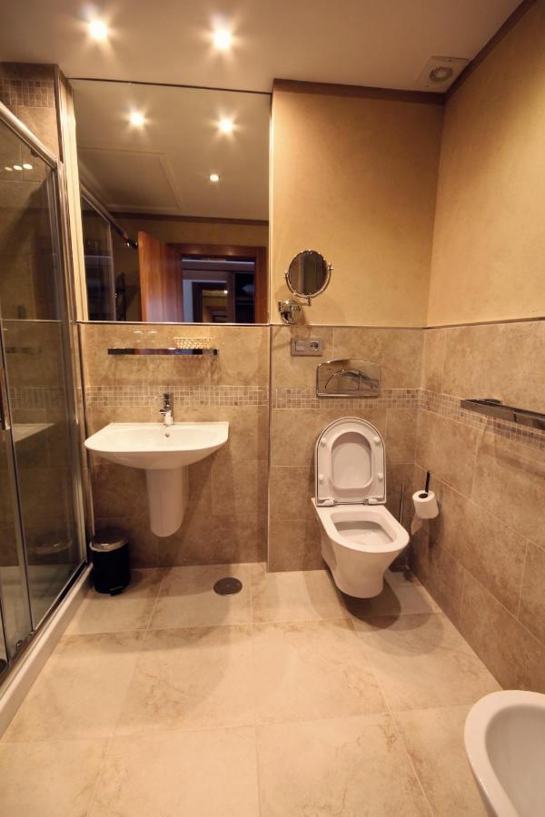 Hotel Boutique Villa Erina By Bossh Hotels - Adults Recommended Манилва Екстериор снимка
